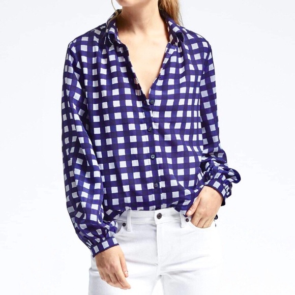 Banana Republic Tops - 🔹XXS Banana Republic Gingham Blouse - Fitted🔹